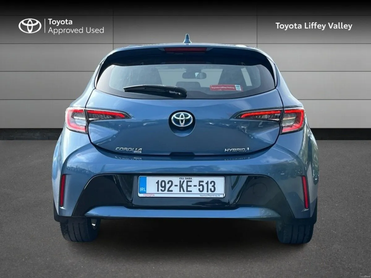 Toyota Corolla COROLLA LUNA H/B AUTO HYBRID - Image 4