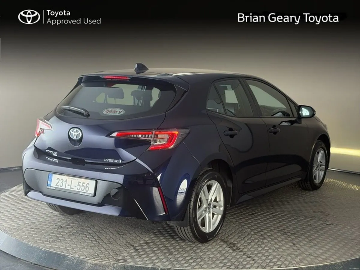 Toyota Corolla HYBRID LUNA H/B - Image 2