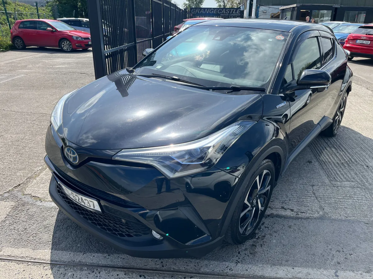 TOYOTA C-HR 2018, 1.8 HYBRID AUTO HIGH SPEC - Image 3