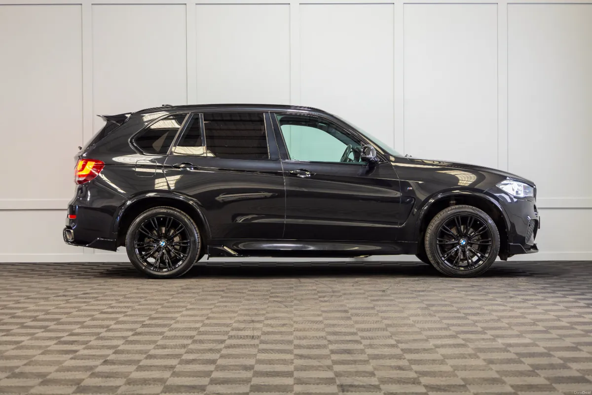 182 BMW X5 X-Drive 25d M-Sport - Image 6