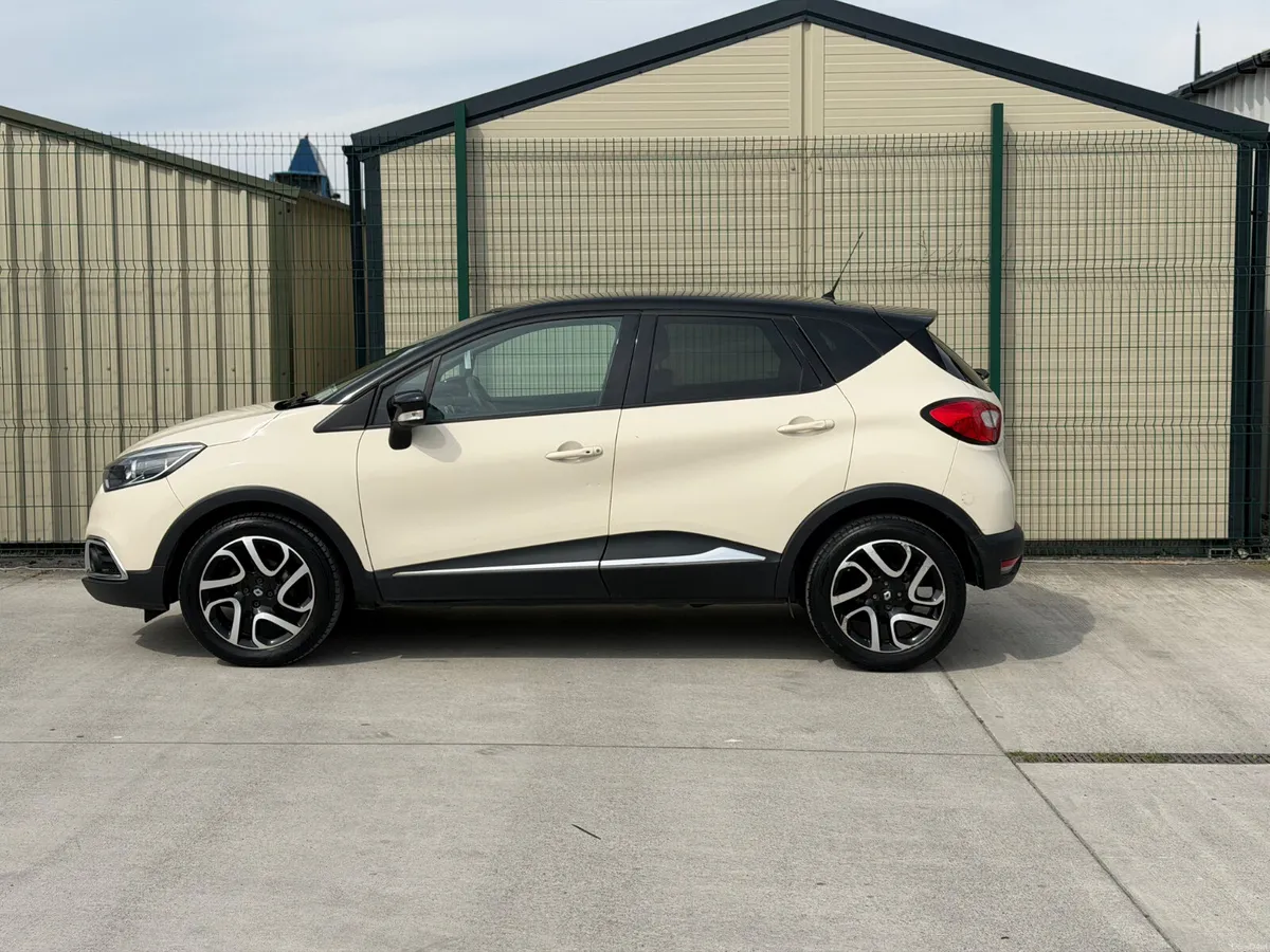 Renault Captur 142 93kms!!! - Image 4