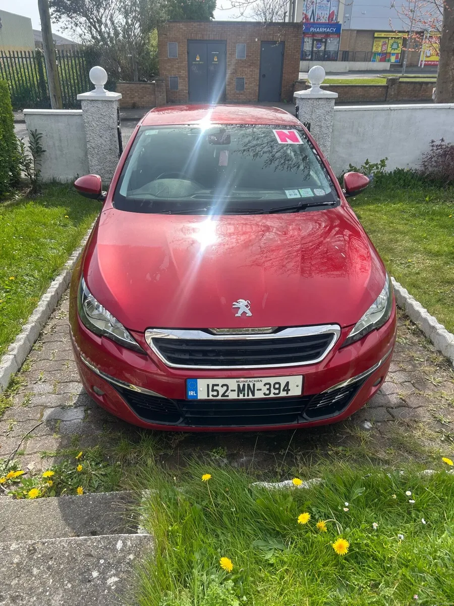 Peugeot 308 2015 - Image 1