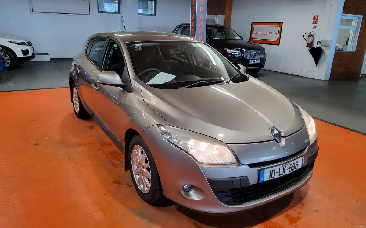 Renault Megane 2010 - Image 1