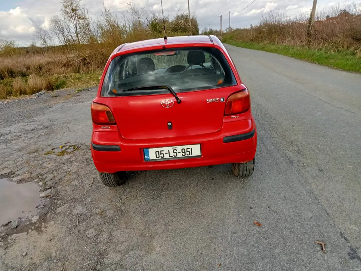 Toyota Yaris - Image 3
