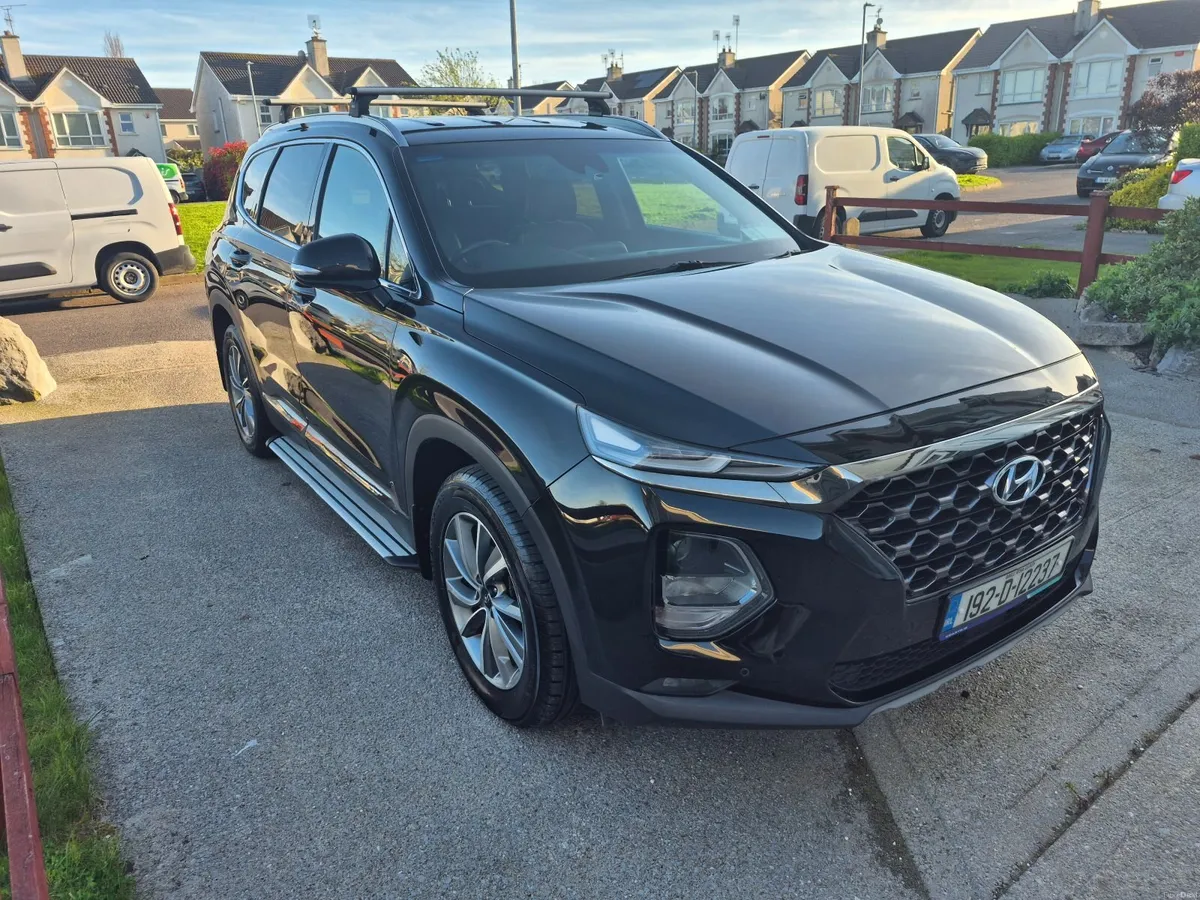 Hyundai Santa Fe 2019 - Image 1