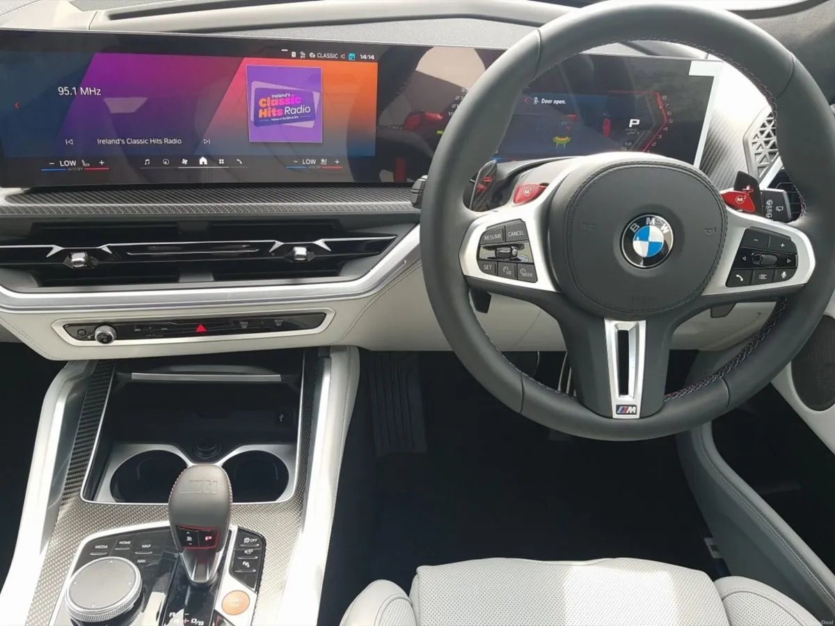 BMW XM 50e - Image 5