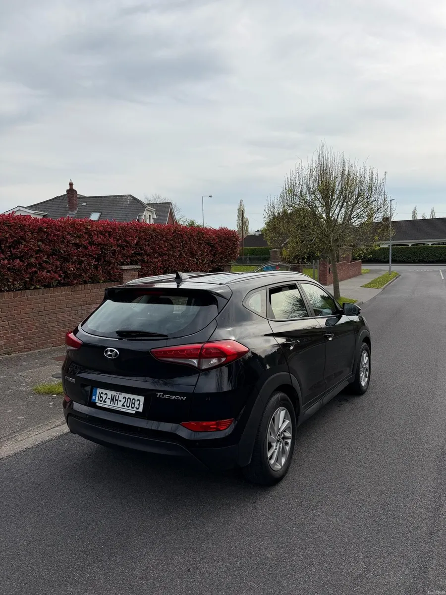 162 Hyundai Tucson Executive | New NCT 4/28 & Tax - Image 4
