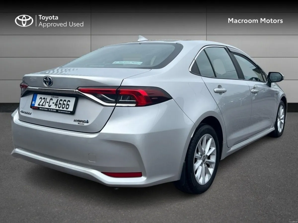 Toyota Corolla EASTER SALE!! HYB LUNA SALOON 4DR A - Image 2