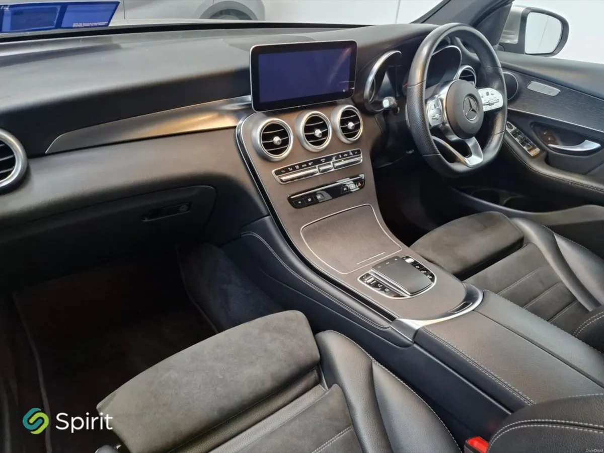 Mercedes-Benz GLC GLC300d 4MATIC AMG Line **CALL P - Image 4