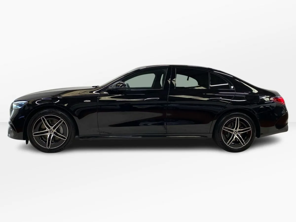 Mercedes-Benz E-Class E 300 e AMG Line Plus / Nigh - Image 5