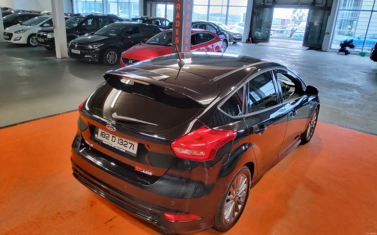 Ford Focus 2018 - Image 3