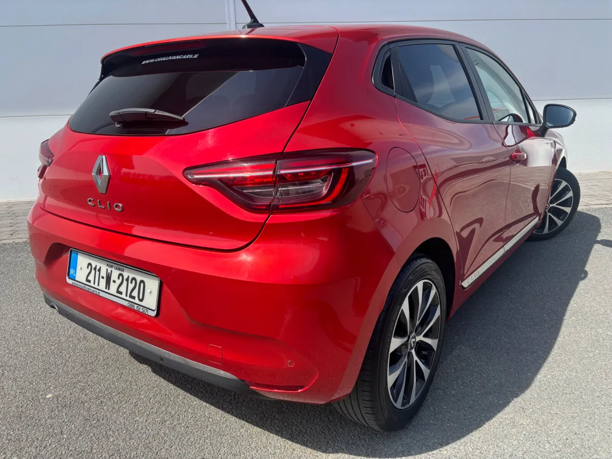 2021 RENAULT CLIO ICONIC 1.0i NCT LOW KMS - Image 4