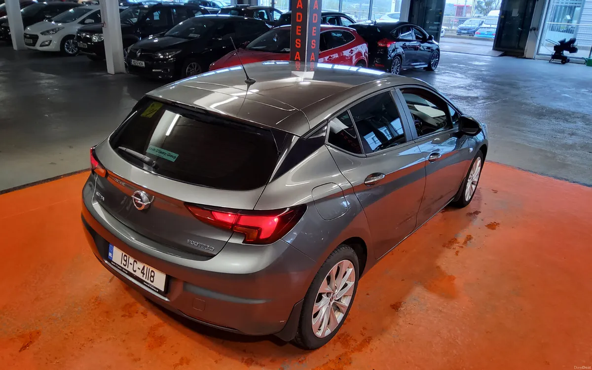 Opel Astra 2019 - Image 3