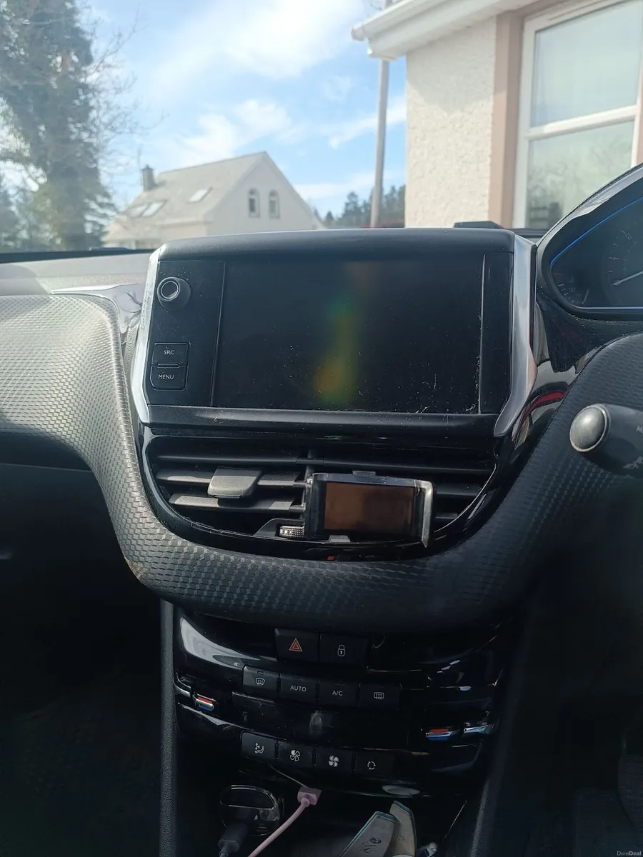 Peugeot 2008 2017 - Image 3