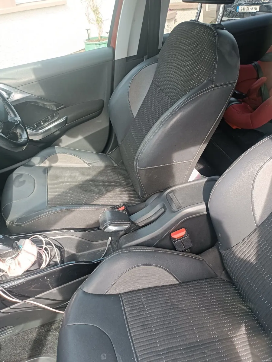 Peugeot 2008 2017 - Image 4