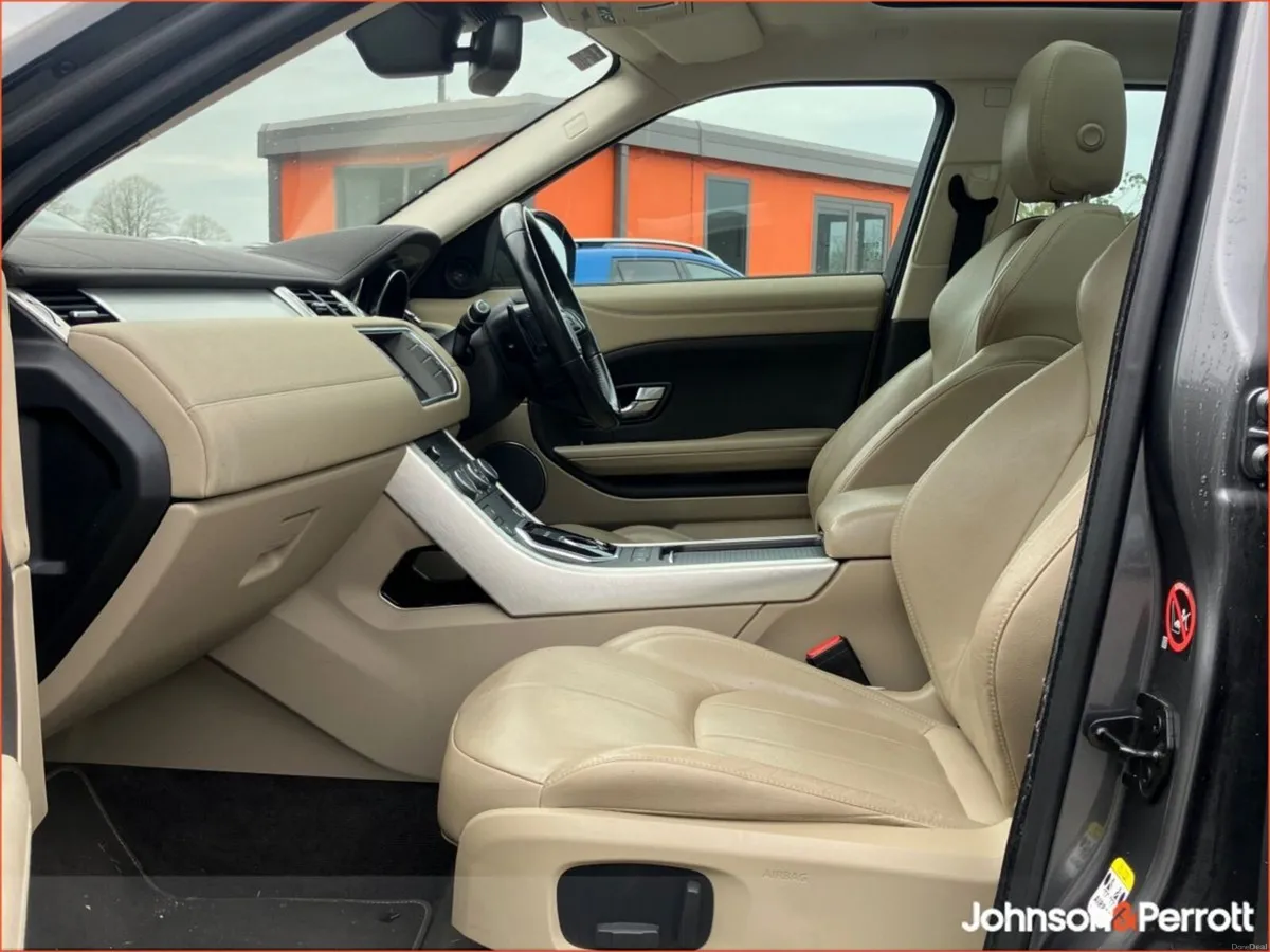 Land Rover Range Rover Evoque 2.0 Td4 SE 150HP 4wd - Image 4