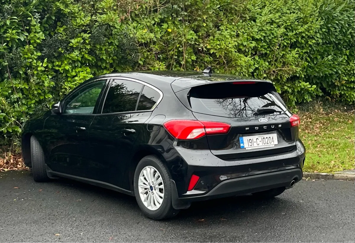 Ford Focus 2019 - Image 3