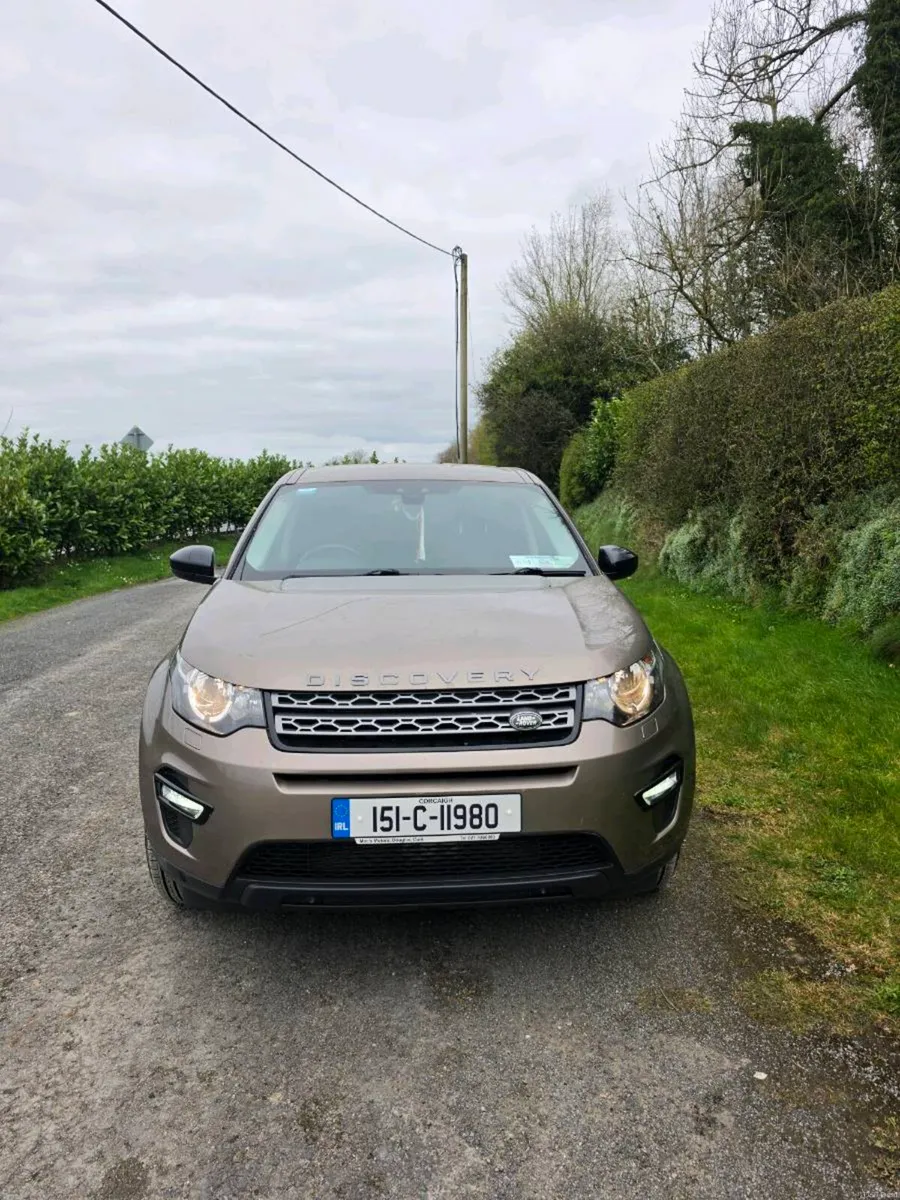 Discovery Sport 2.2L HSE - Image 2
