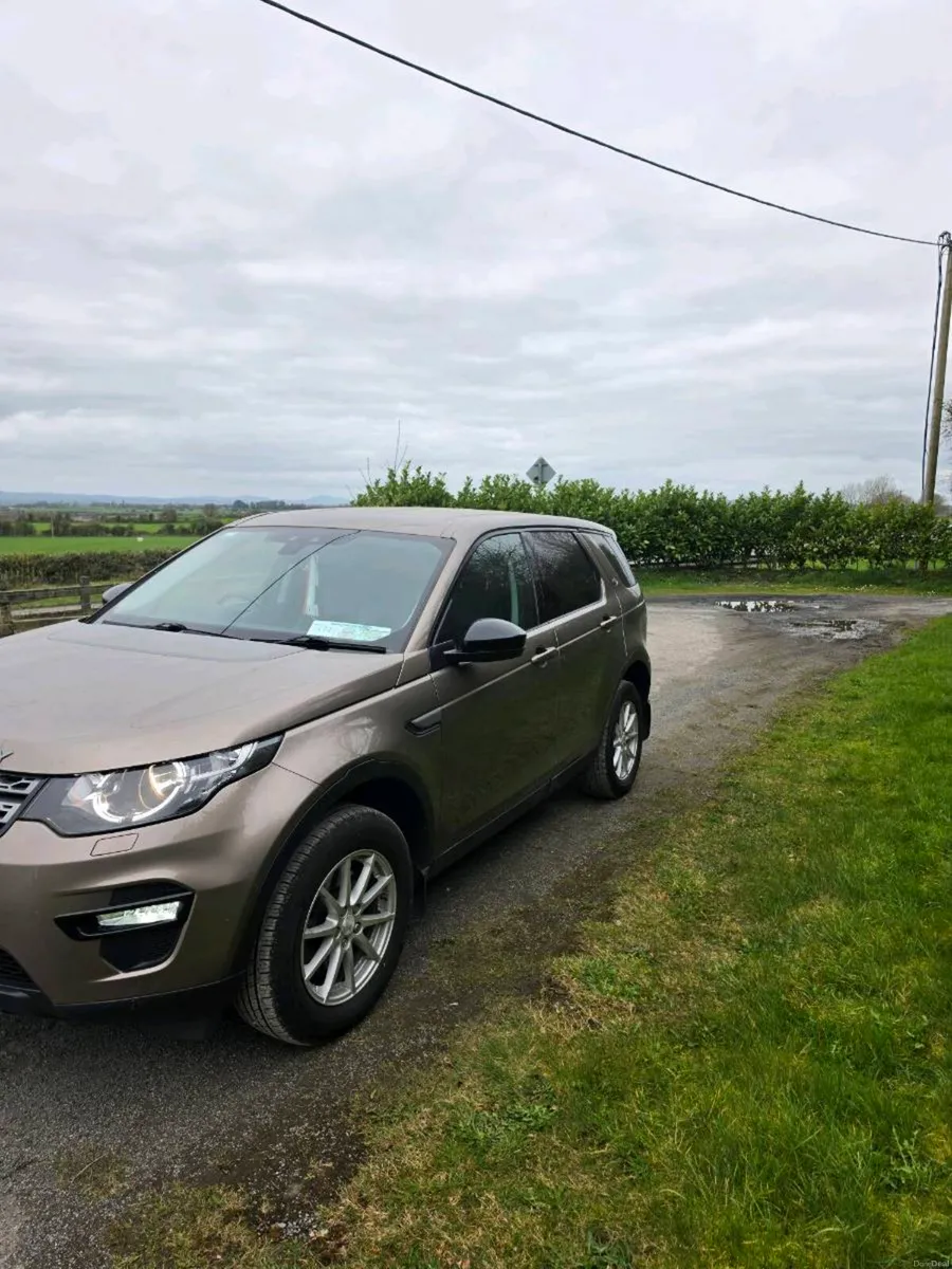 Discovery Sport 2.2L HSE - Image 4