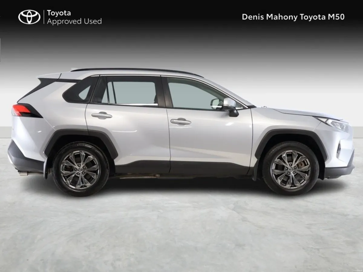Toyota RAV4 Sol Hybrid - Image 3