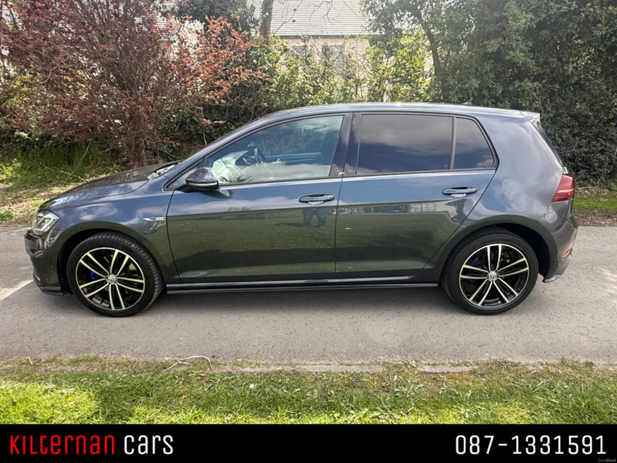 Volkswagen Golf 1.4 GTE 147PS S/A 5DR AUTO - Image 5