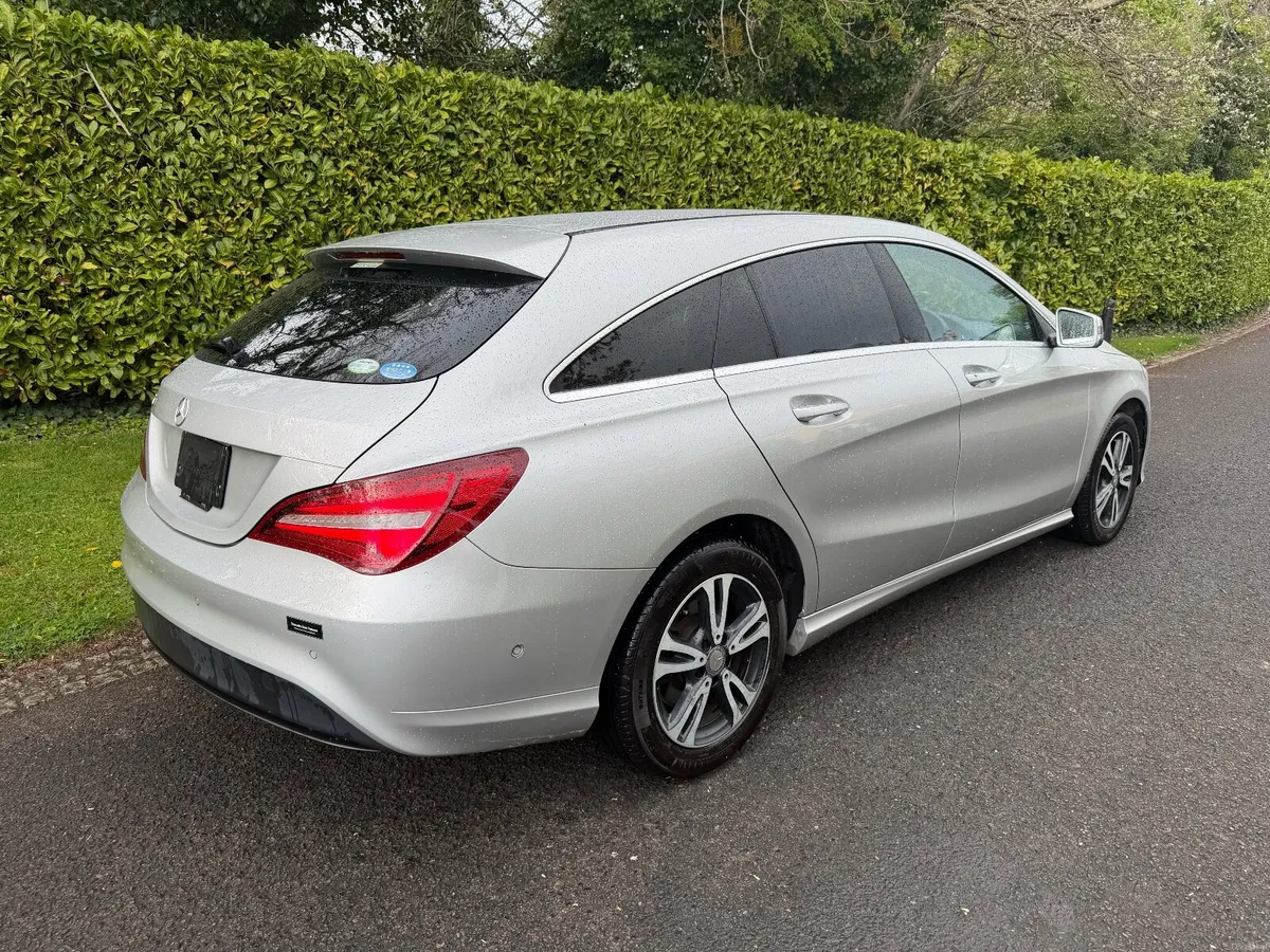 2017 Mercedes-Benz CLA Shooting Brake AMG - Auto - Image 4