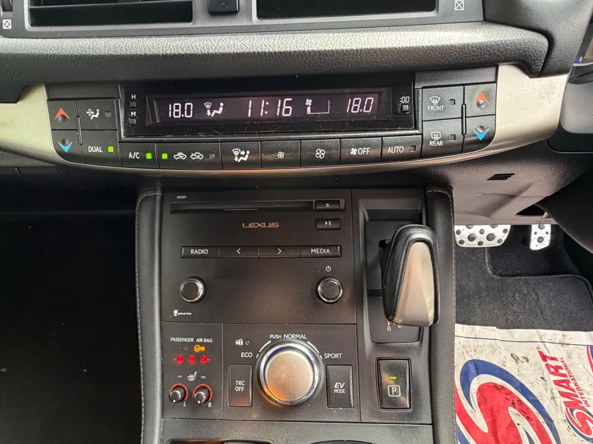 Lexus CT F Sport Leather - Image 3