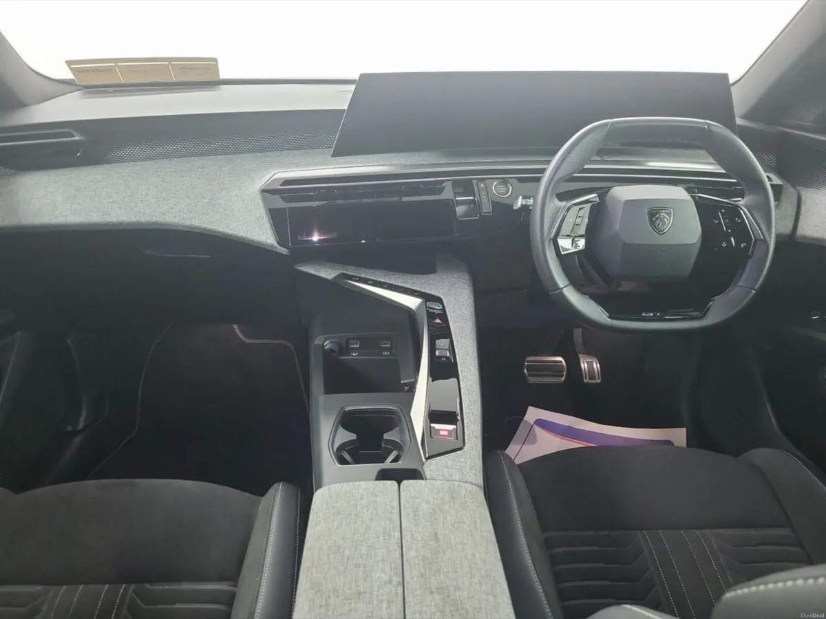 Peugeot 5008 E-5008 Gt  GT  210 Electric 73kWh Aut - Image 4