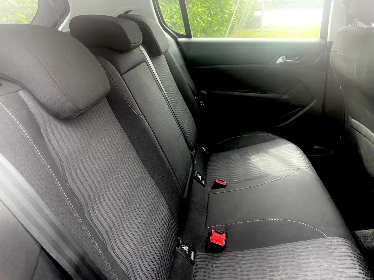 Peugeot 308 2014 - Image 4