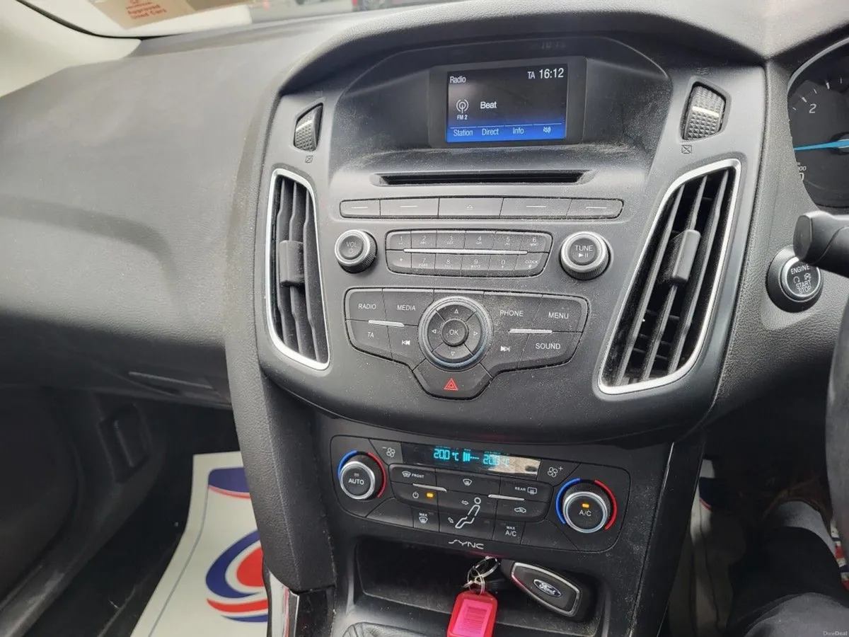 Ford Focus 1.5 TDCi 120PS Titanium PowerShift - Image 4