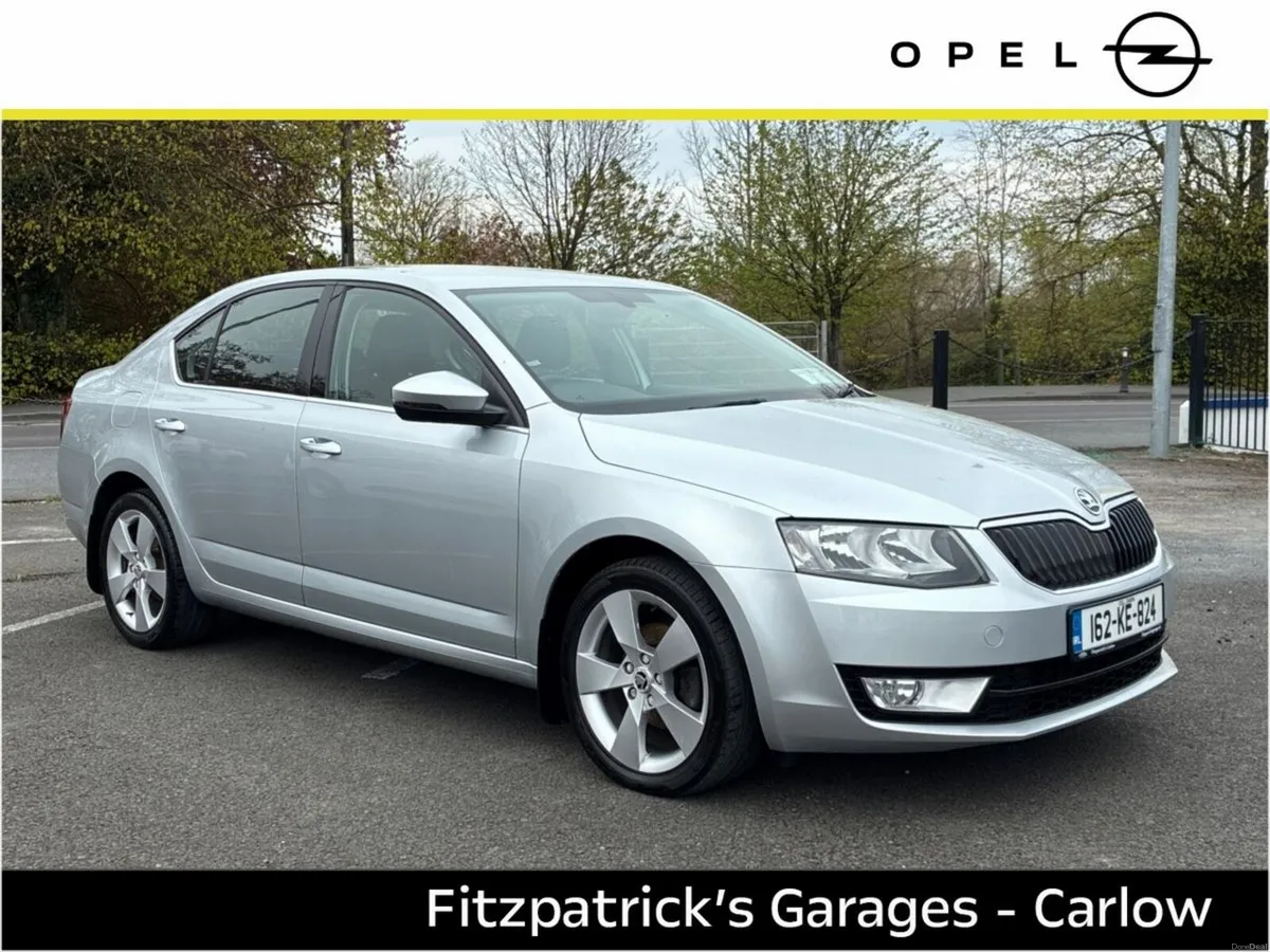 Skoda Octavia STYLE 1.6TDI Diesel €1,000 Scrappage - Image 4