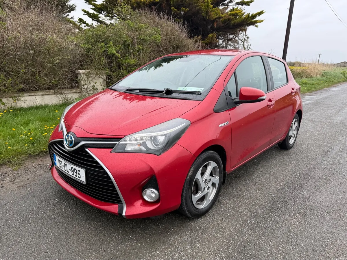 Yaris Automatic Hybrid Sol Top Soec - Image 3
