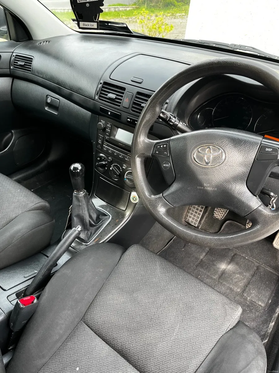 Toyota Avensis 2007 - Image 2