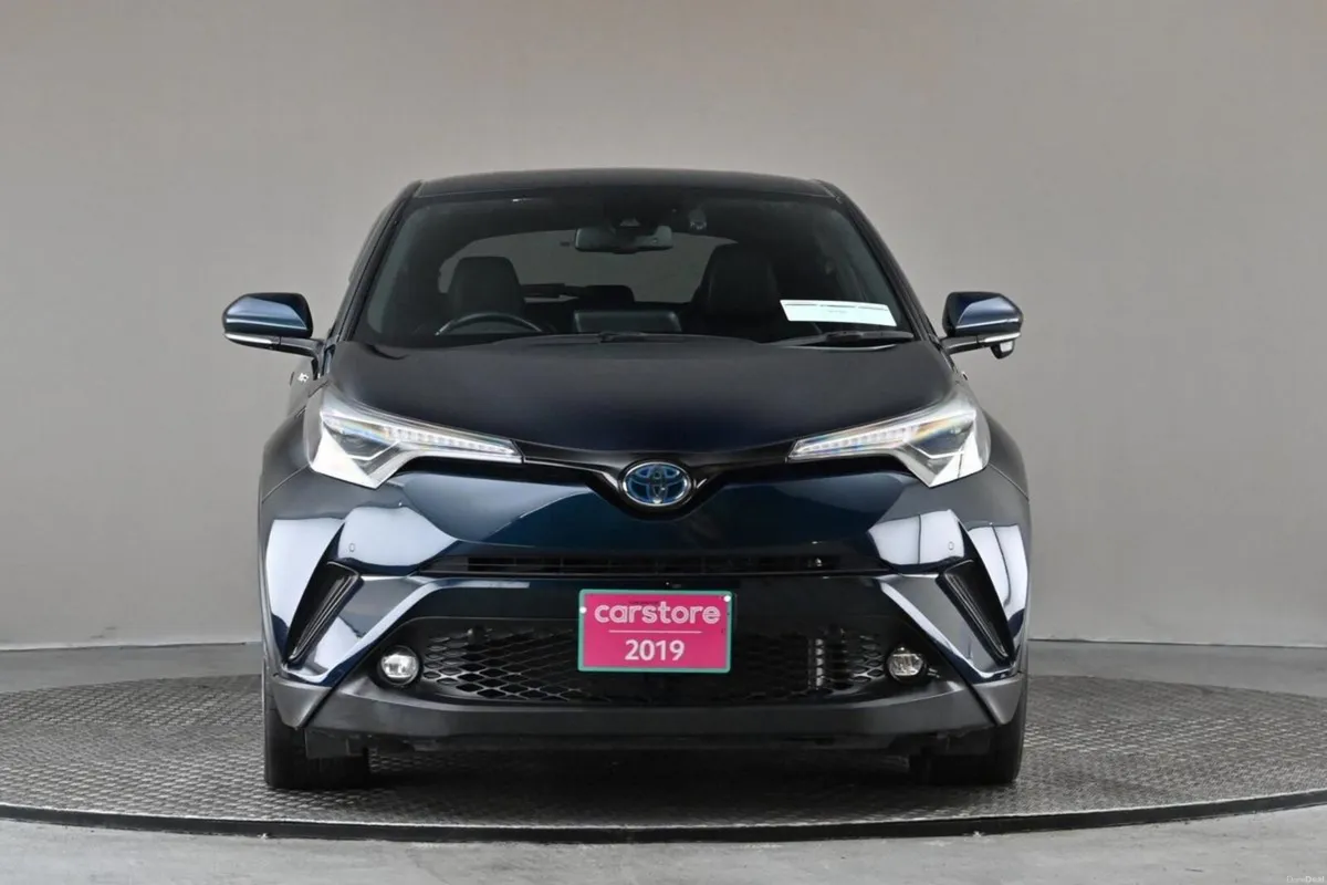 Toyota C-HR 1.8 HYBRID **HALF LEATHER**REVERSE CAM - Image 2