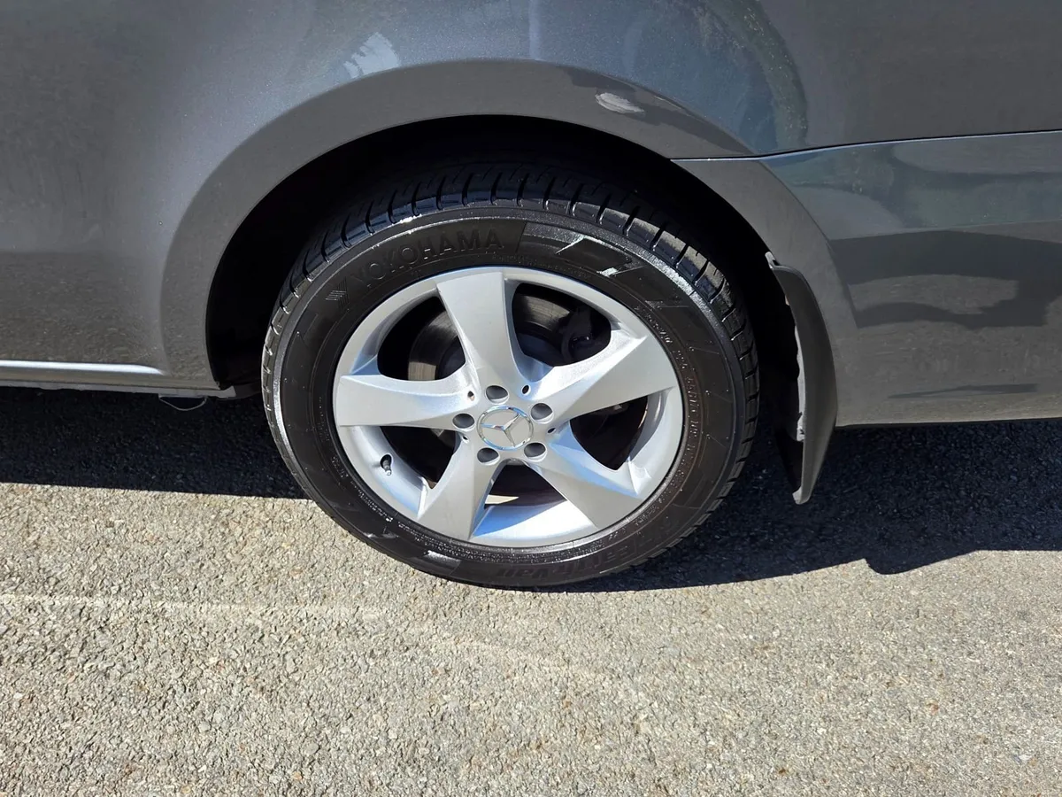 2021 mercedes vito dualiner 9 speed auto - Image 2