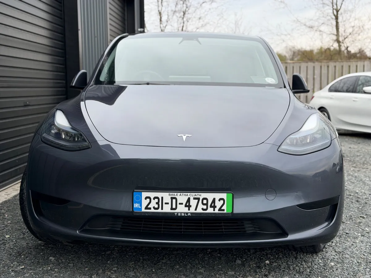 231 Tesla Model Y RWD - Image 2