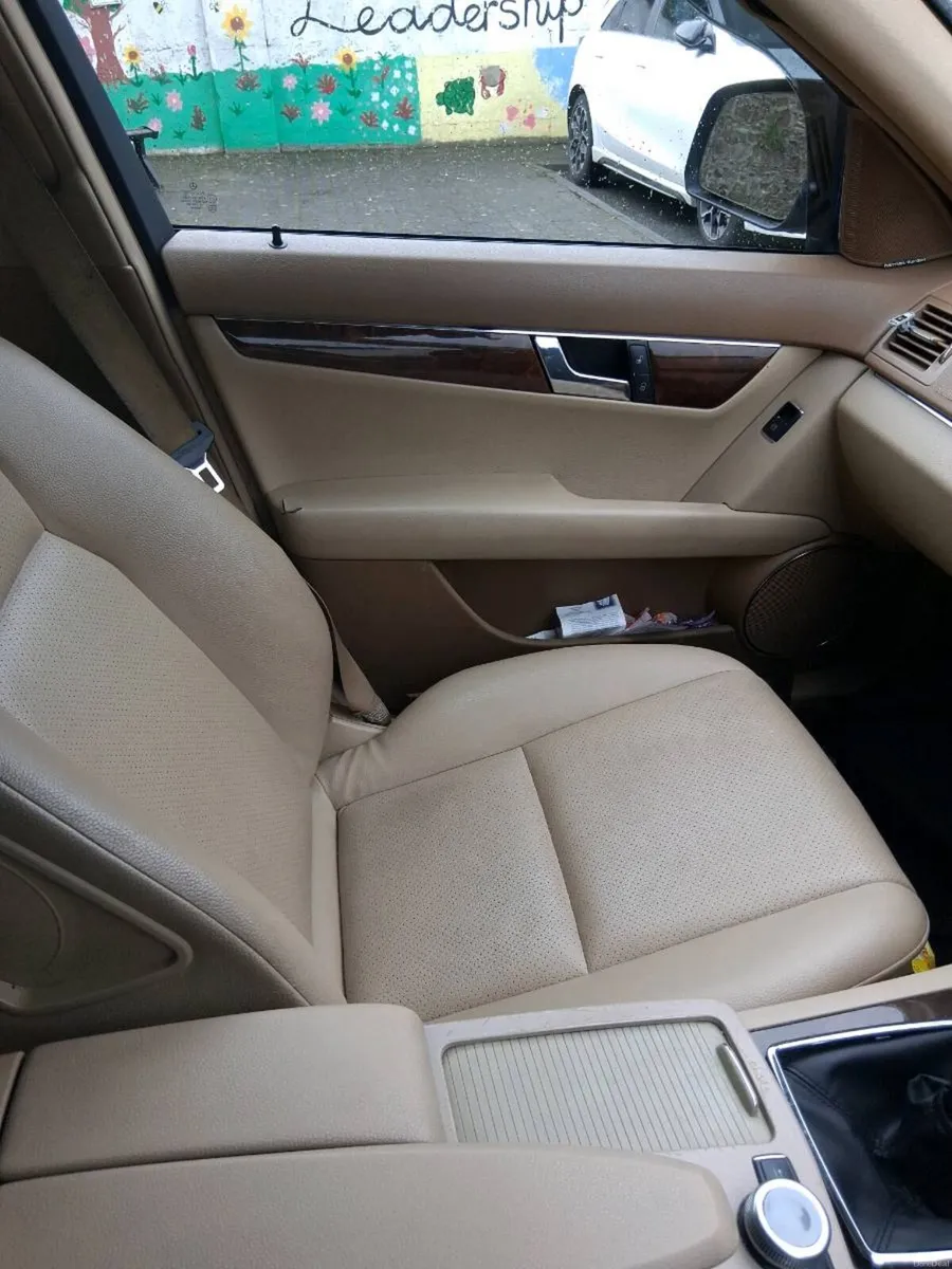 Mercedes c class new nct and taxed 1.8 petrol - Image 3