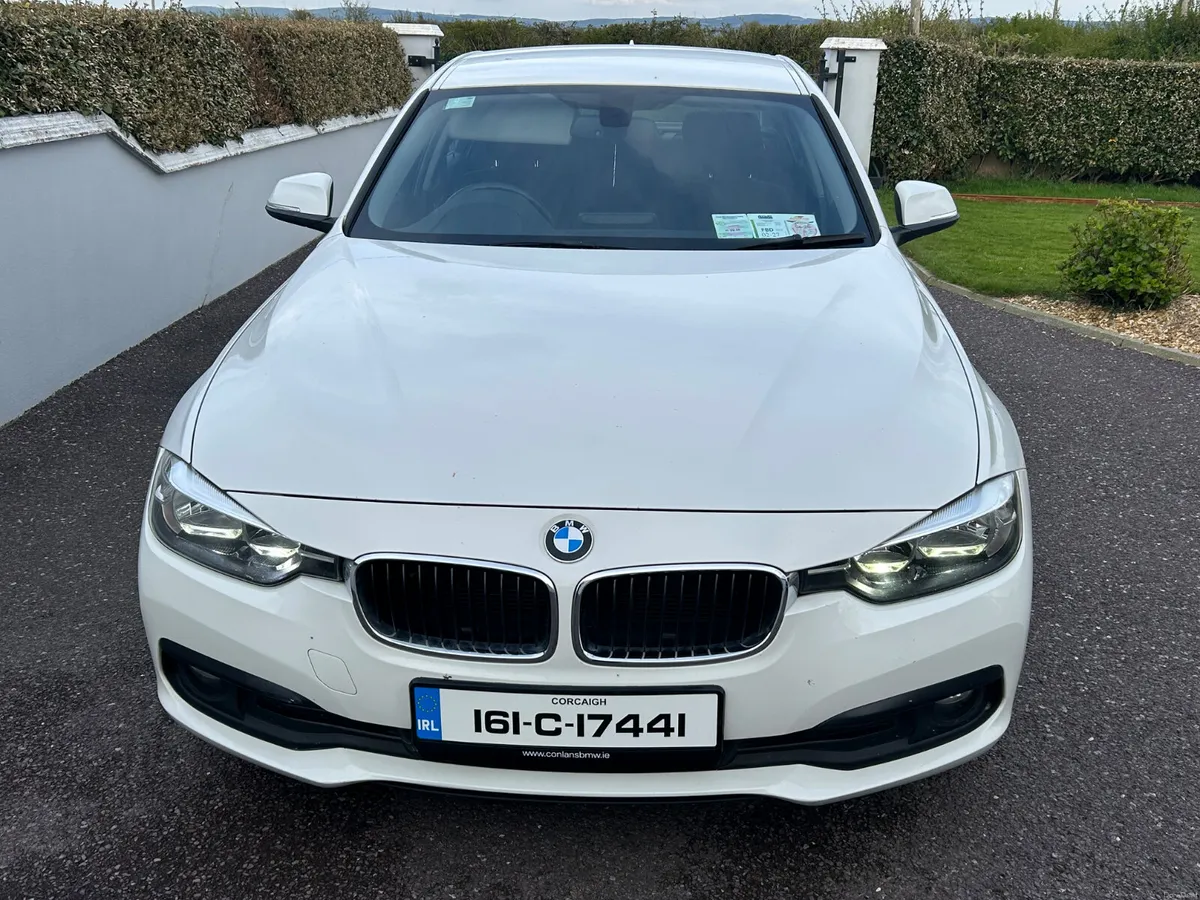 BMW 3-Series 2016 - Image 2