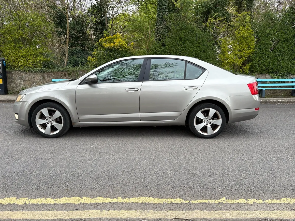 2015 Skoda Octavia 1.6 TDI NCT & Taxed - Image 2