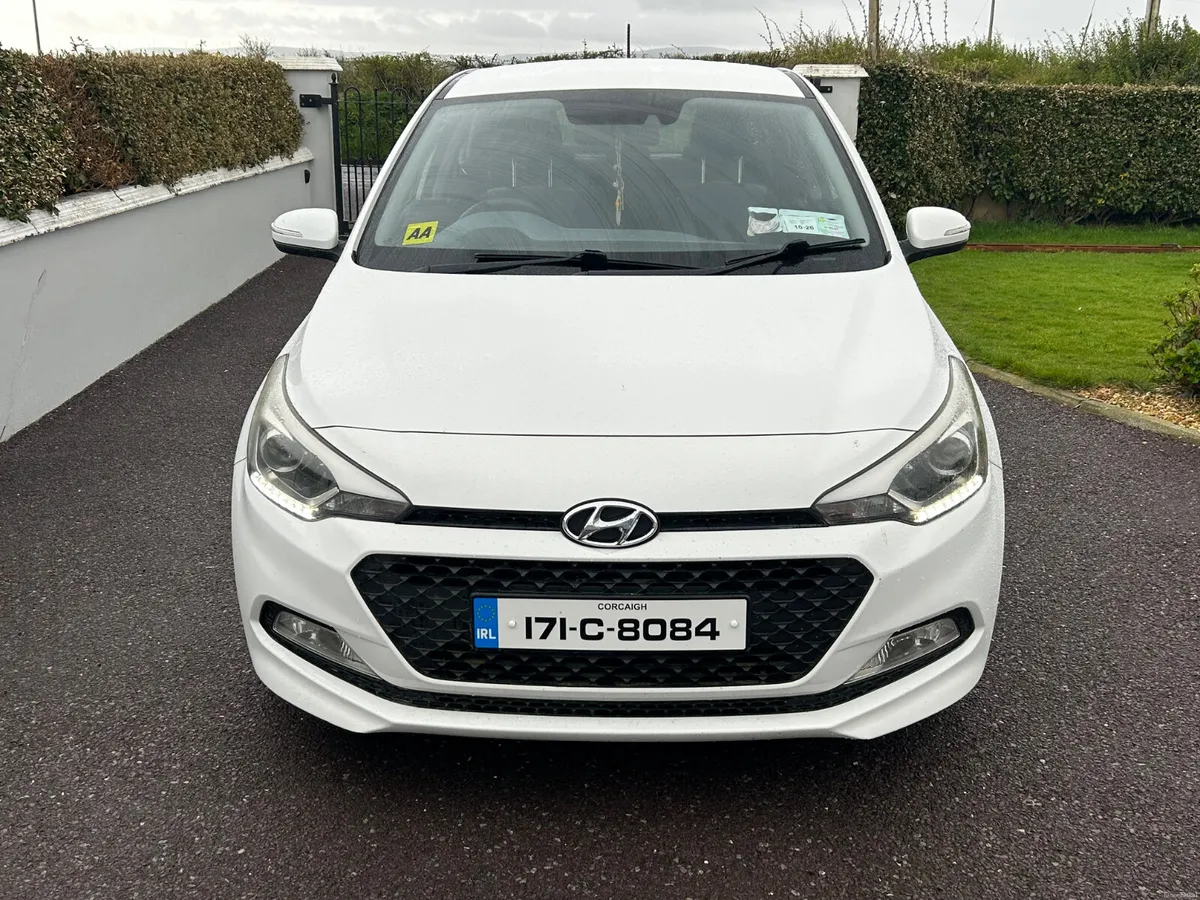 Hyundai i20 2017 - Image 2