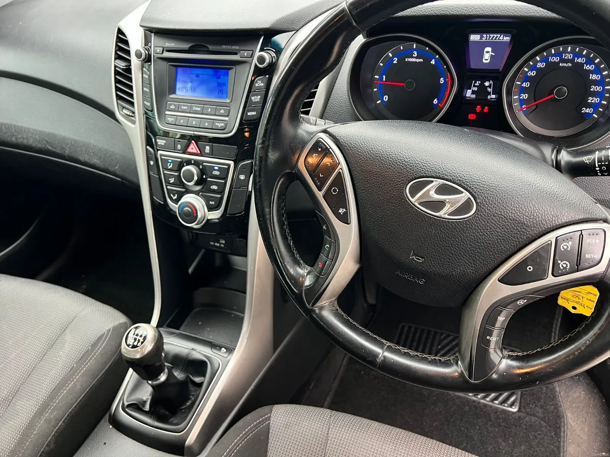 Hyundai i30 2015 1.6 CRDi new nct 5/27 tax 6/26 - Image 3