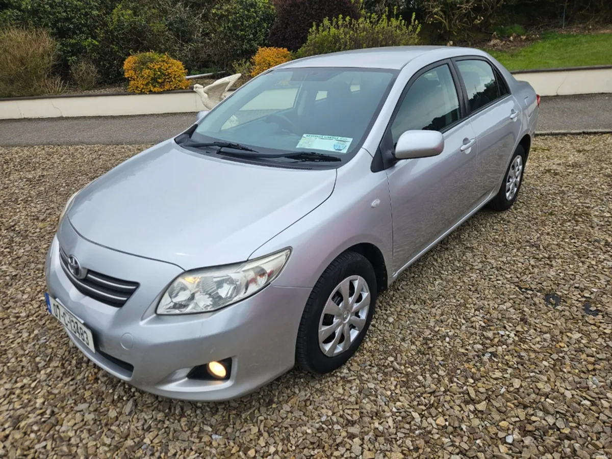 Toyota Corolla 1.4 LUNA CBU NG - Image 2