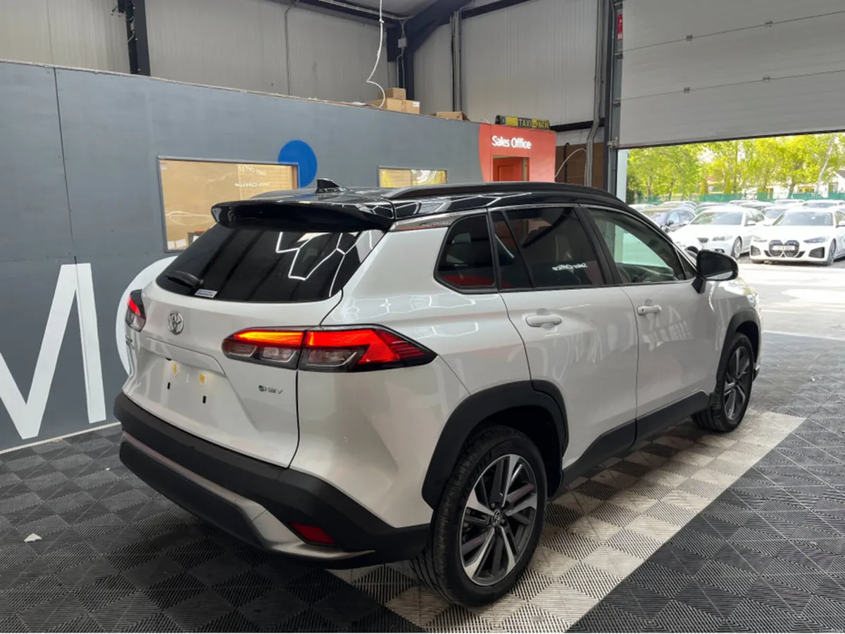 Toyota Corolla Cross 2025 TOYOTA COROLLA CROSS HYB - Image 2
