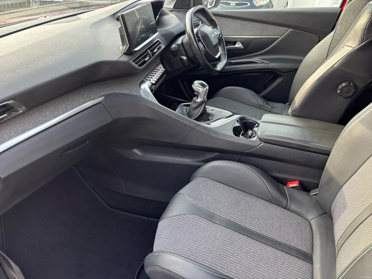 Peugeot 5008 FL ALLURE PACK 1.5 BLUE H HDI 13 - Image 3