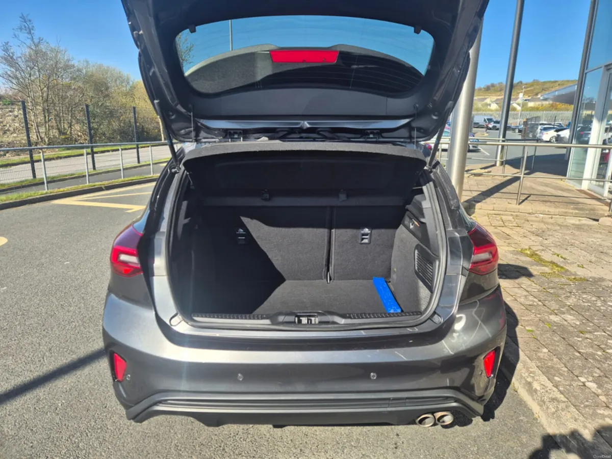 Ford Focus ST-LINE 1.5L ECOBLUE 115PS AUTO - Image 4