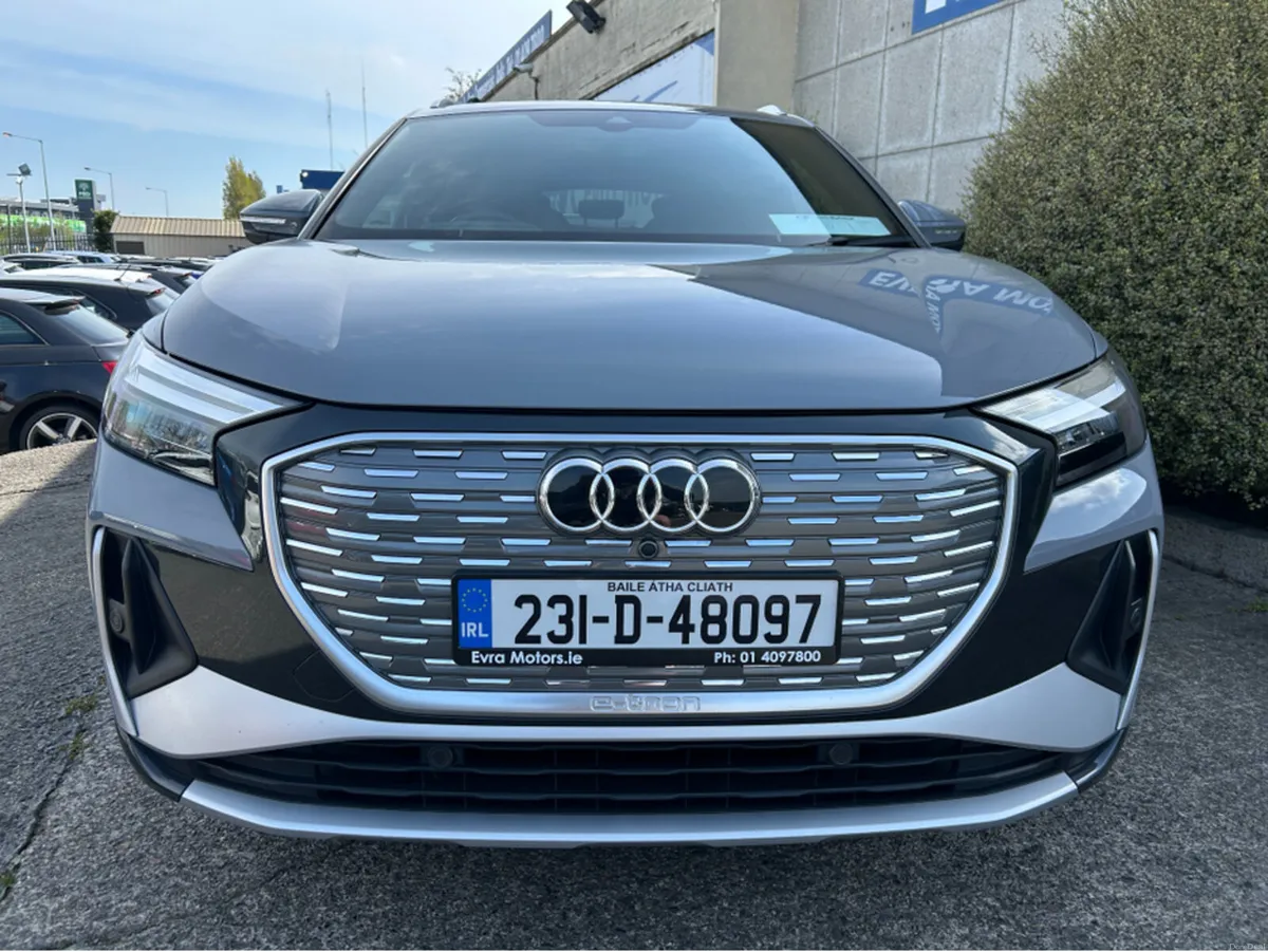 Audi Q4 e-tron 40 E-Tron S-LINE 204PS 5DR **BIGGER - Image 2