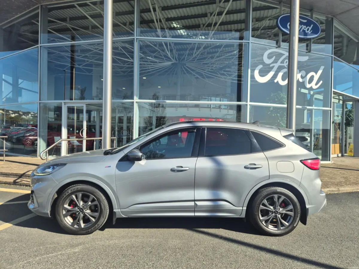 Ford Kuga ST-LINE 1.5TD 120PS - Image 2