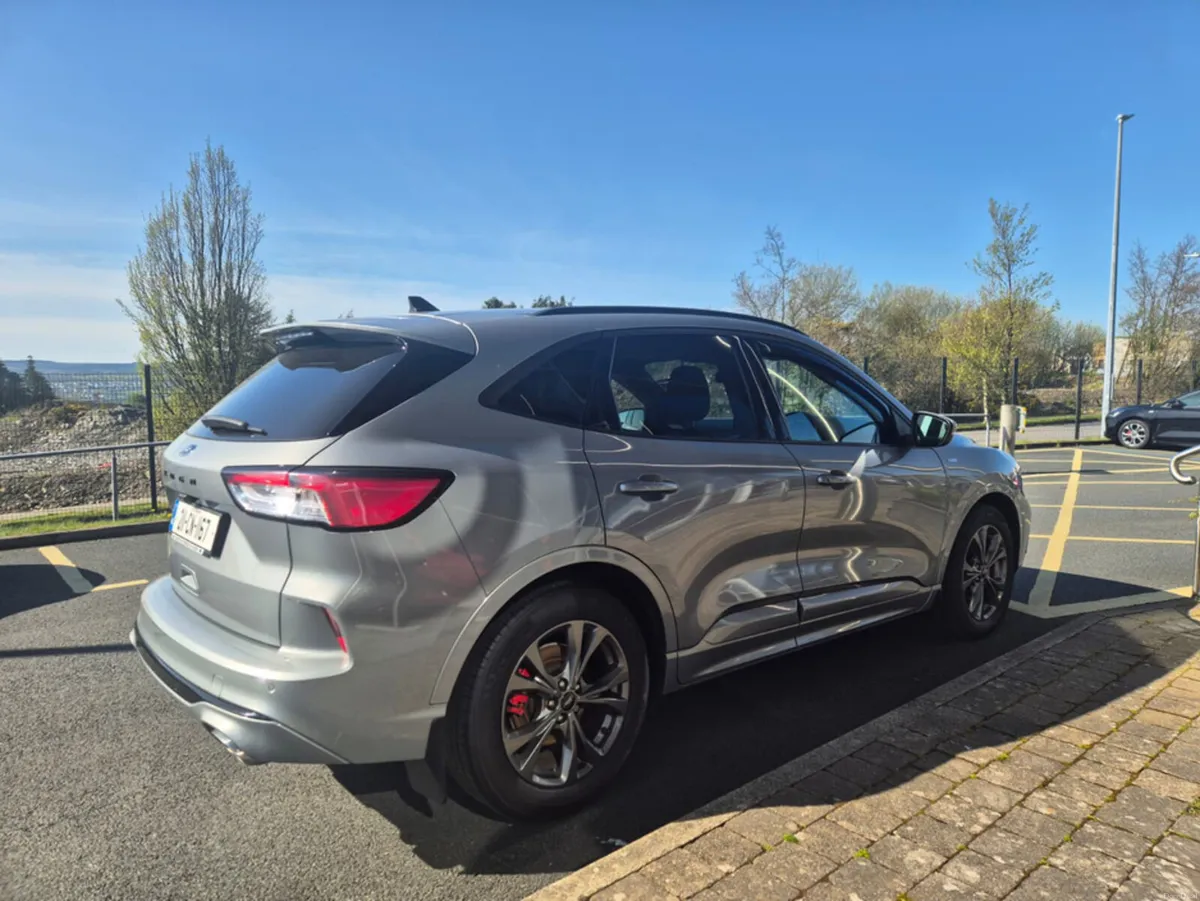Ford Kuga ST-LINE 1.5TD 120PS - Image 6