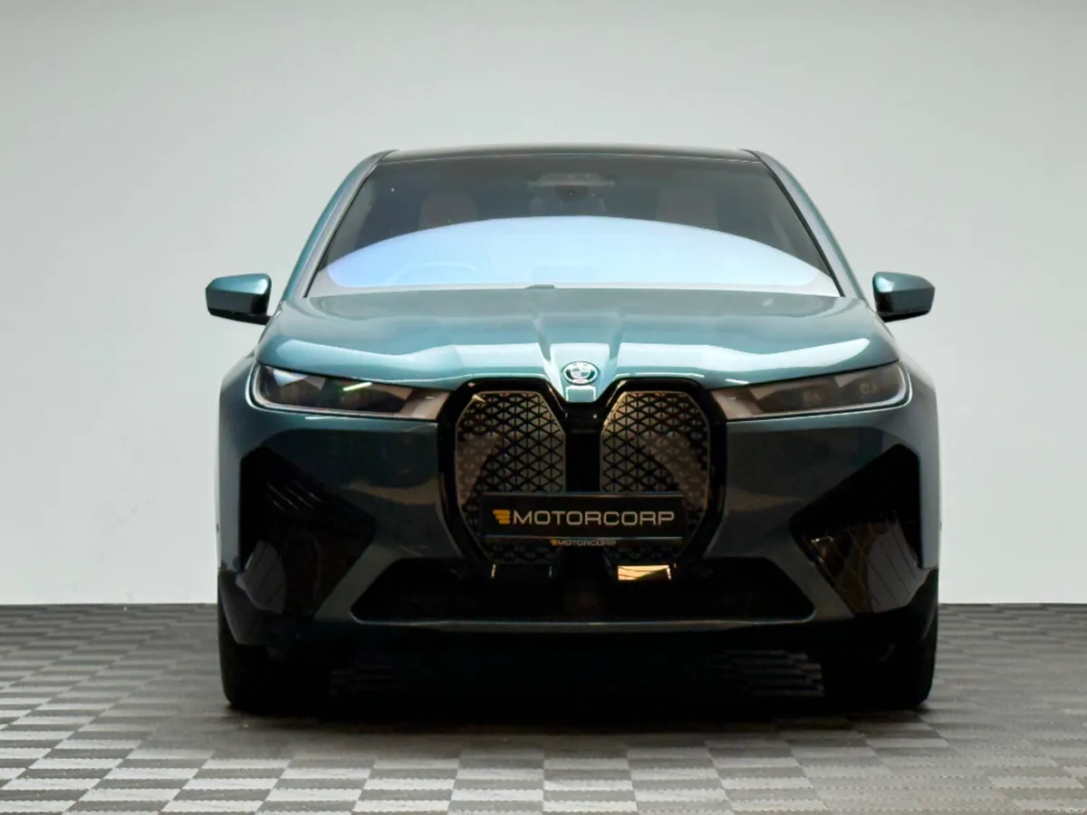 BMW iX 40 M SPORT EDITION XDRIVE *PAN ROOF* - Image 2