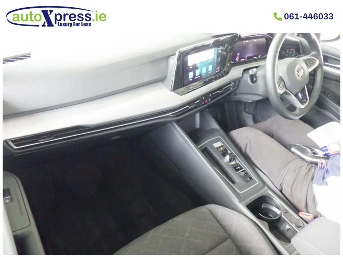 Volkswagen Golf 2.0 TDI ACTIVE, Low mileage, Rever - Image 2